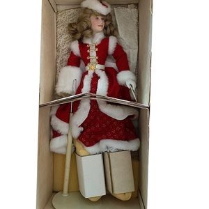 Holly Franklin Mint Christmas Seals Heirloom Doll 1989
